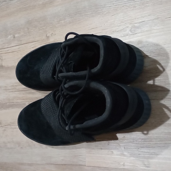 Adidas men's shoes - Picture 4 of 4